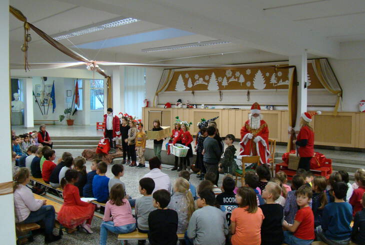 2019.12.05. - Mikul�s - als� tagozat