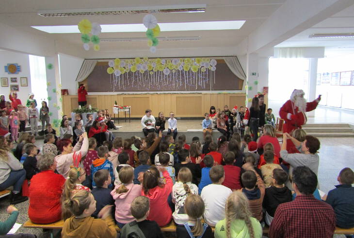 2023.12.06. - Mikul�s �nnep�ly az als� tagozaton