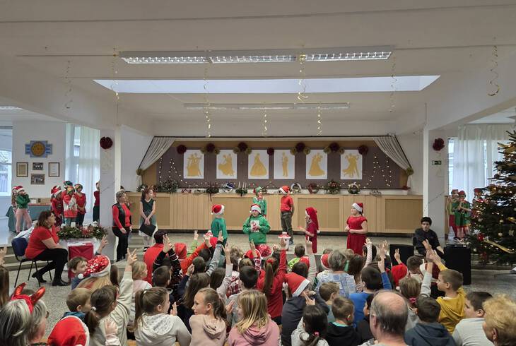 2025.12.05. - Mikul�s - als�s