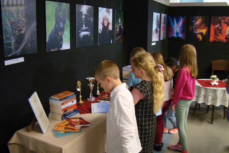 2023.05.17. - Gy�jtem�nyes ki�ll�t�s megnyit�