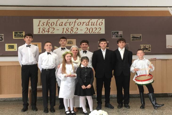 2022.11.25. - Iskolat�rt�neti ki�ll�t�s - d�lel�tti megnyit�